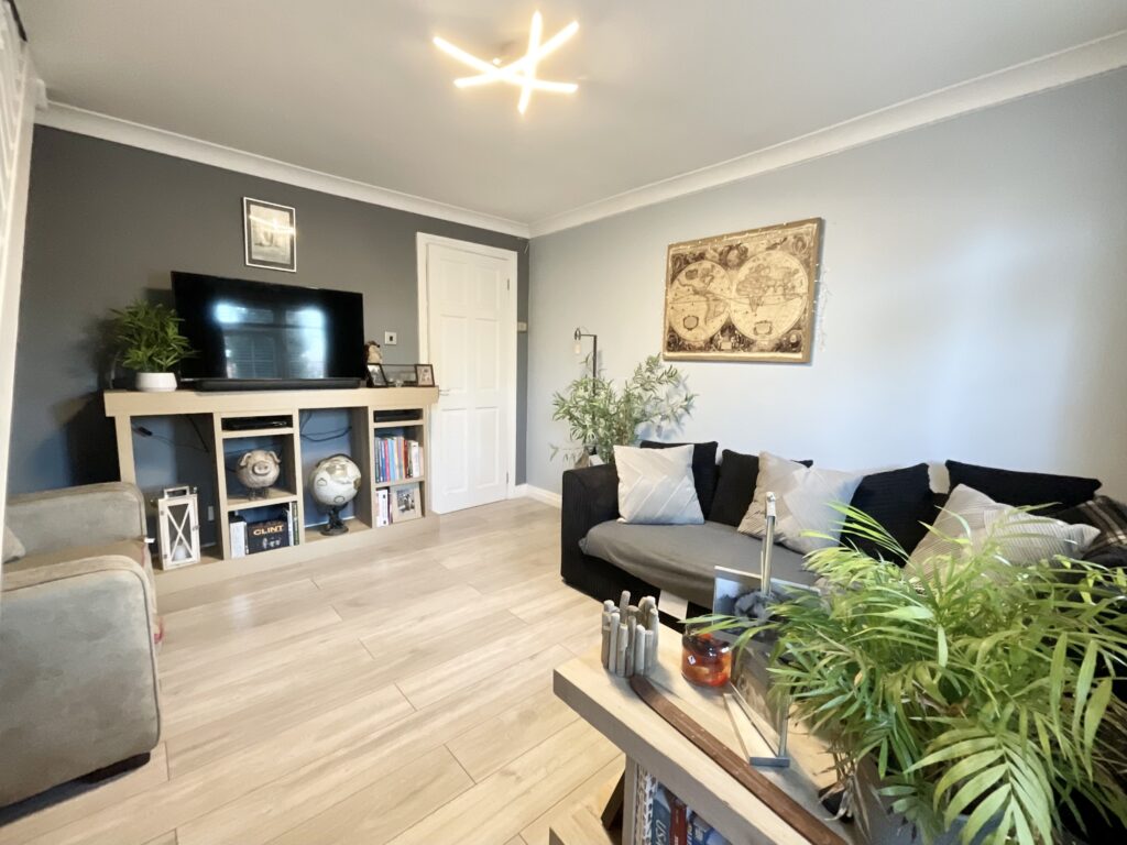 Cardigan Grove, Stoke-On-Trent, ST4