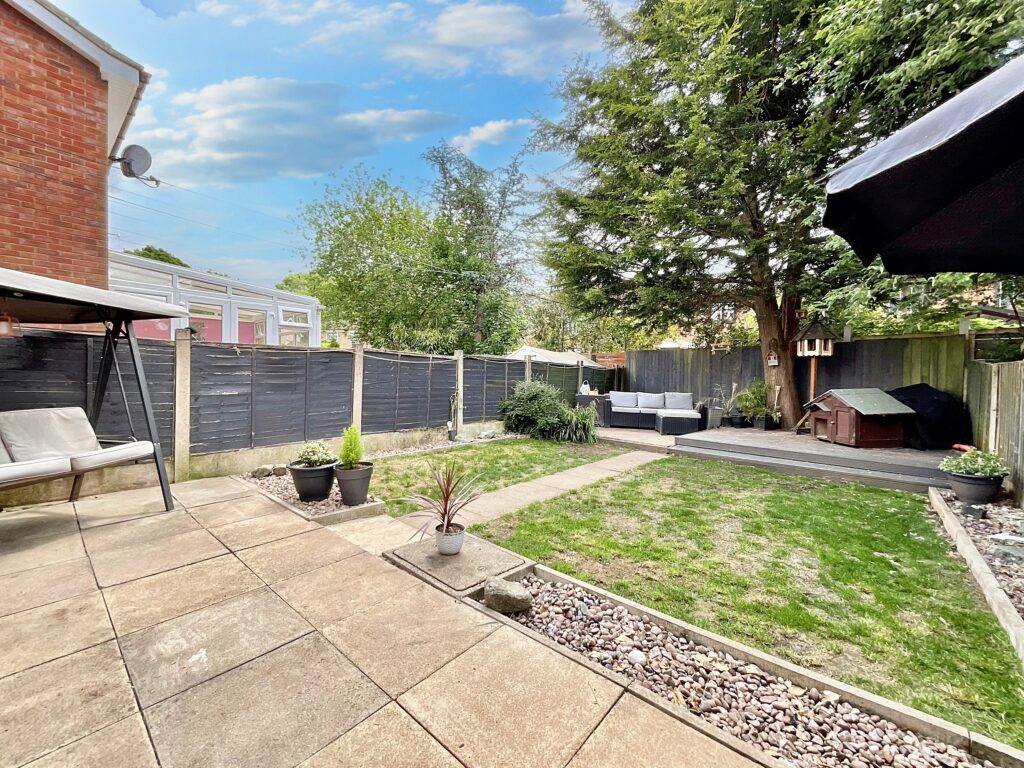Cardigan Grove, Stoke-On-Trent, ST4