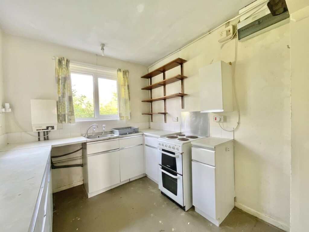 Sutherland Road, Tittensor, ST12