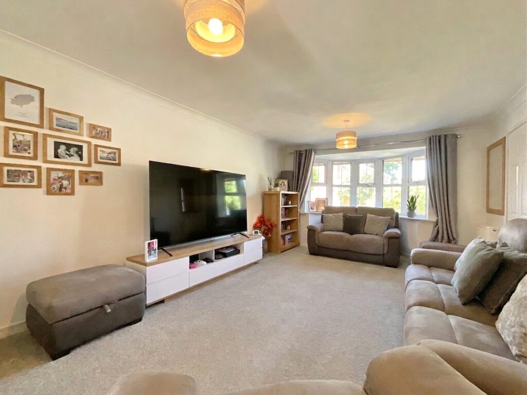 Charlcote Crescent, Crewe, CW2