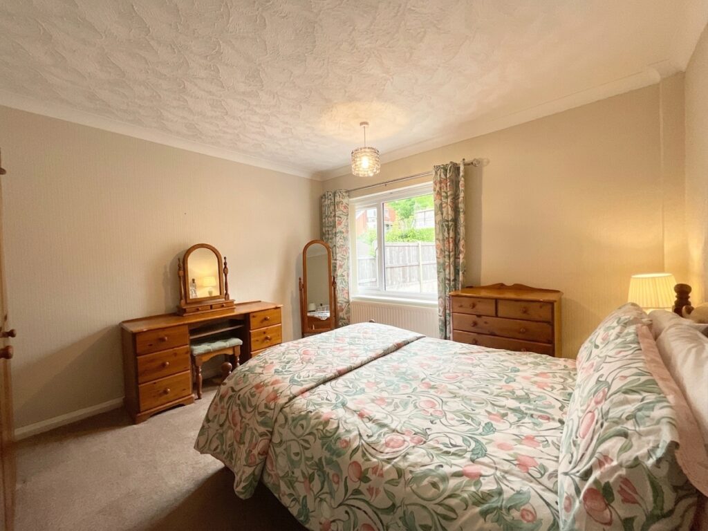 Lightwood Road, Stoke-On-Trent, ST3