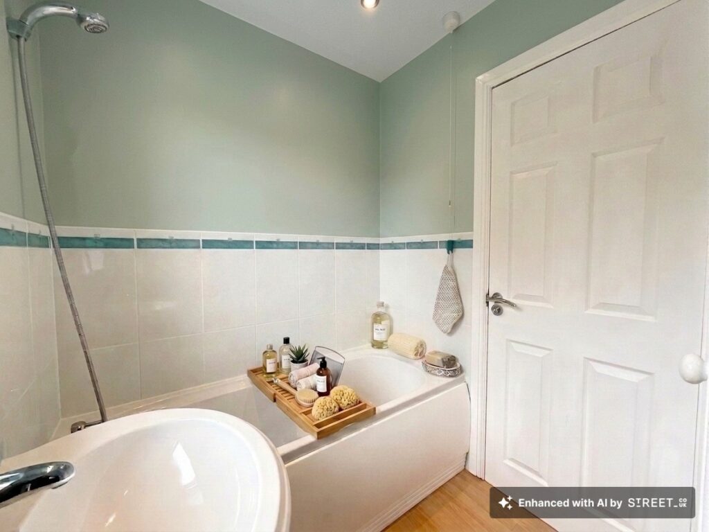 Highview Road, Fulford, ST11
