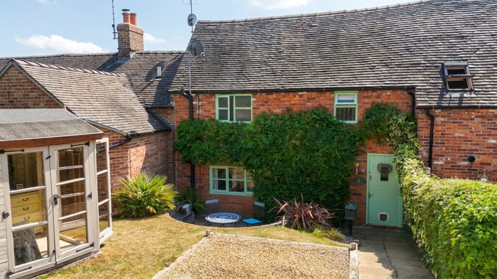 Sandon Road, Hilderstone, ST15