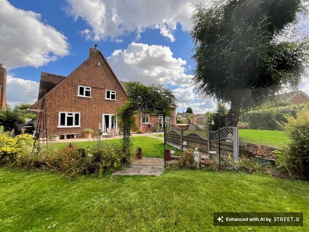 Main Road, Great Haywood, ST18