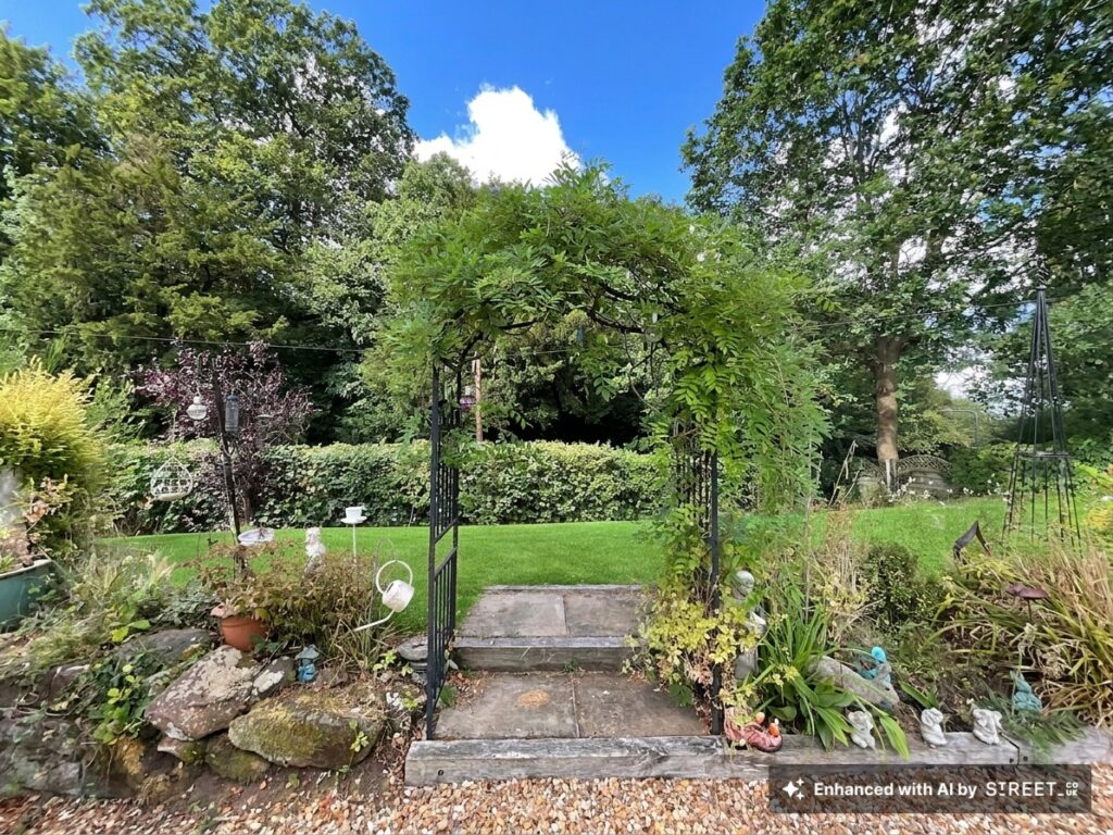 Main Road, Great Haywood, ST18