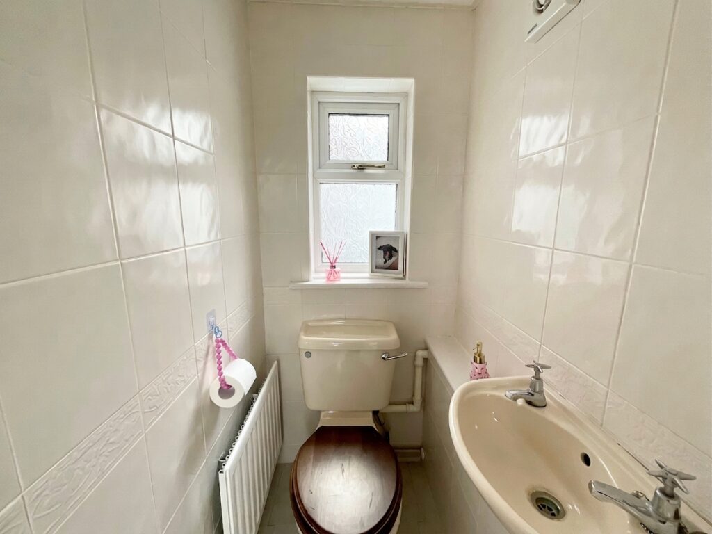 Hunters Way, Stoke-On-Trent, ST4