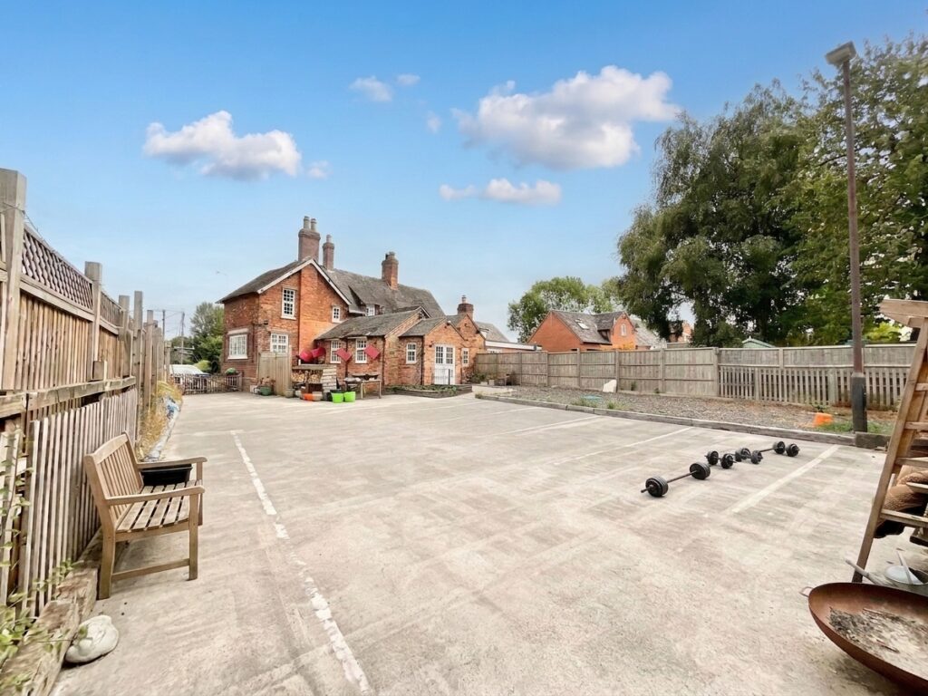 Amerton, Stafford, ST18