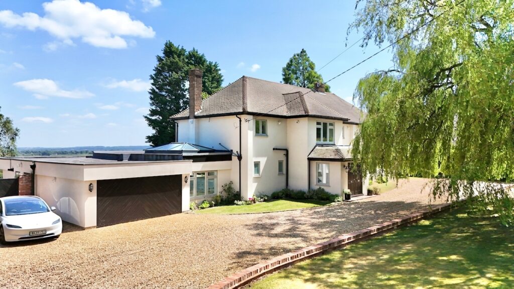 Bury Ring, Haughton, ST18