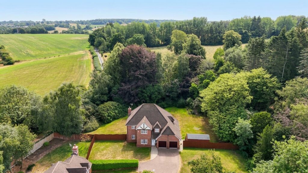 Nightingale Walk, Blythe Bridge, ST11