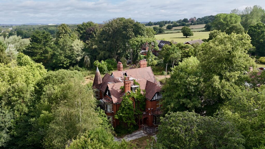 Station Road, Barlaston, ST12