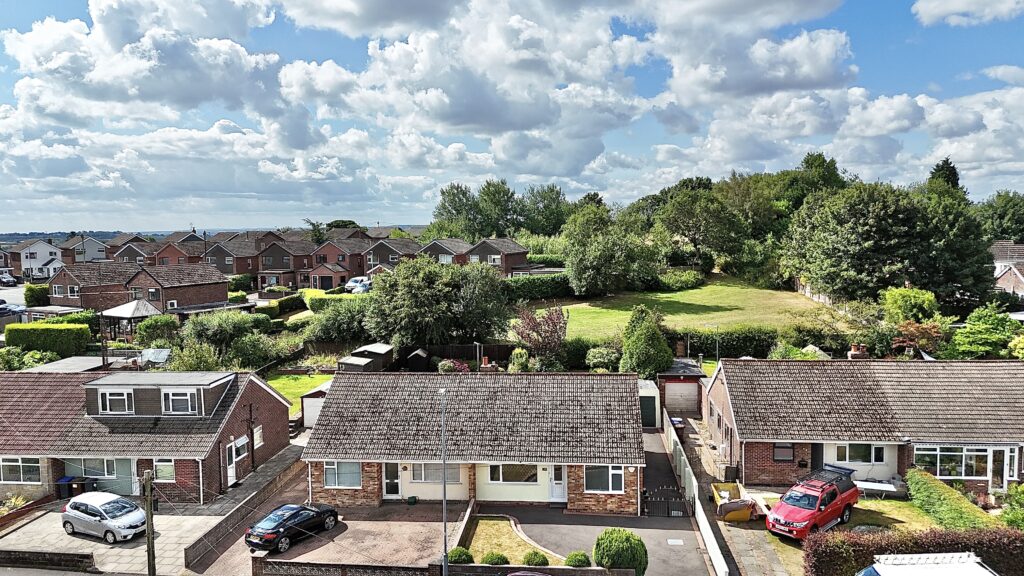 Moss Park Avenue, Werrington, ST9
