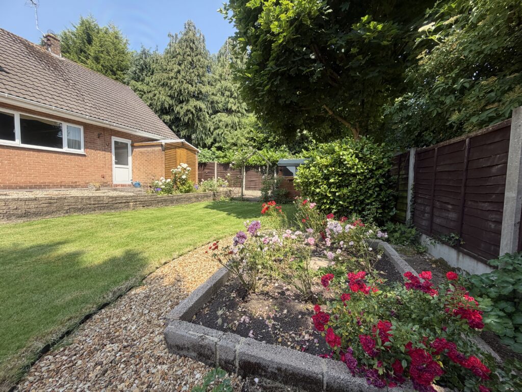 Wallfield Close, Tean, ST10