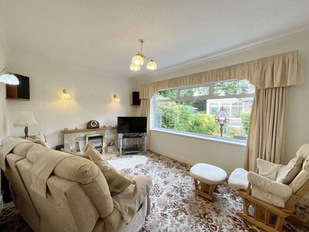Nessina Grove, Wistaston, CW2