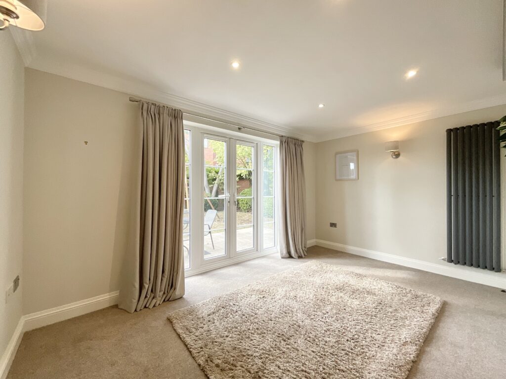 Ashbourne Drive, Weston, CW2