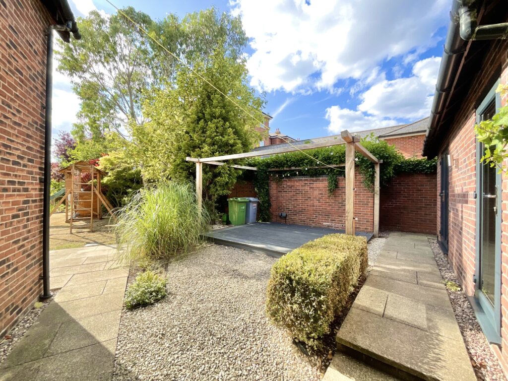 Ashbourne Drive, Weston, CW2