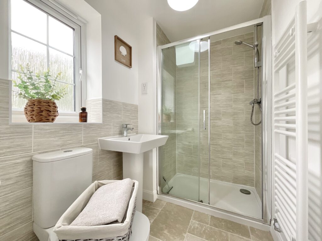 Cheshire Crescent, Alsager, ST7