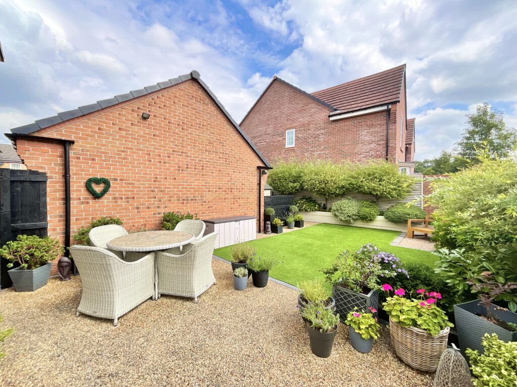 Cheshire Crescent, Alsager, ST7