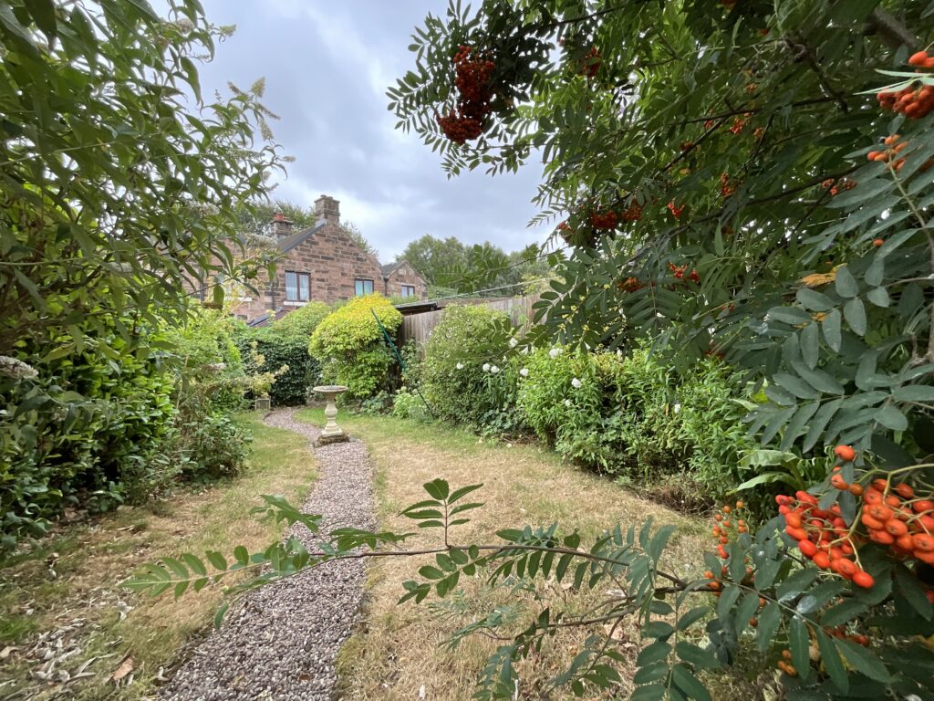 Whiston, Black Lane, ST10