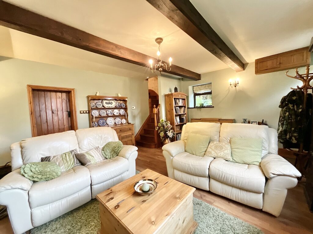 Whiston, Black Lane, ST10