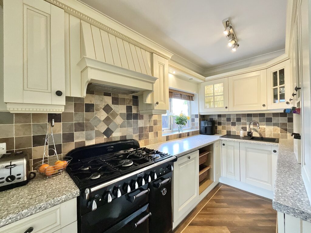 Uttoxeter Road, Blythe Bridge, ST11