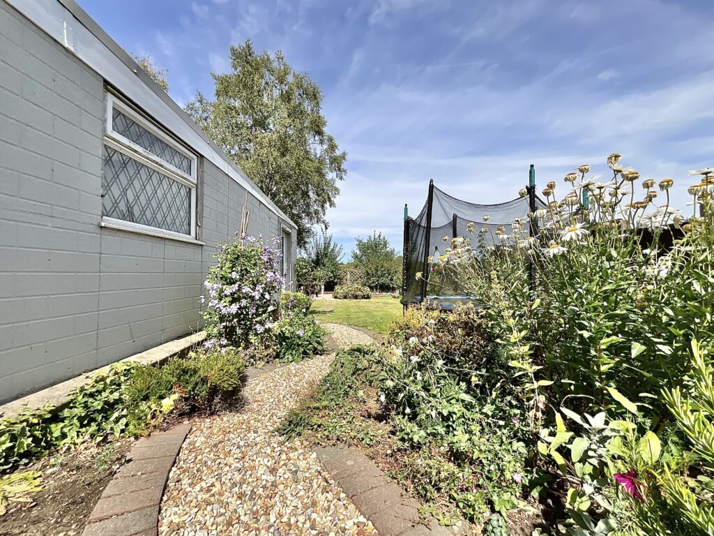 Uttoxeter Road, Blythe Bridge, ST11