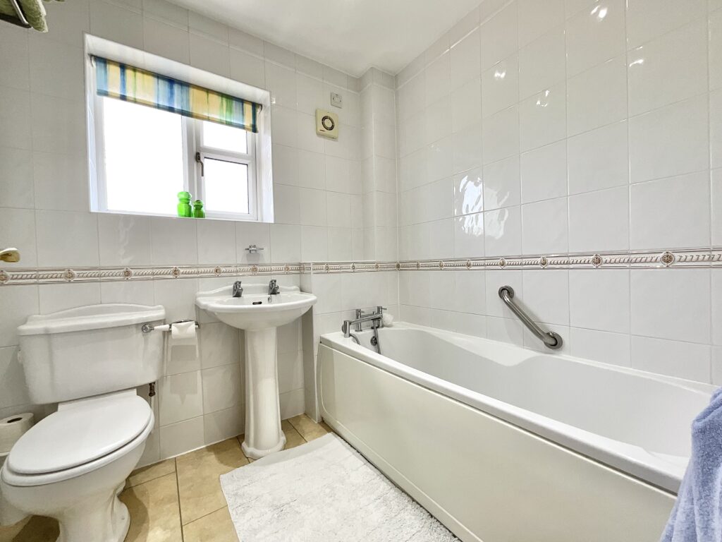 Cheadle Road, Blythe Bridge, ST11
