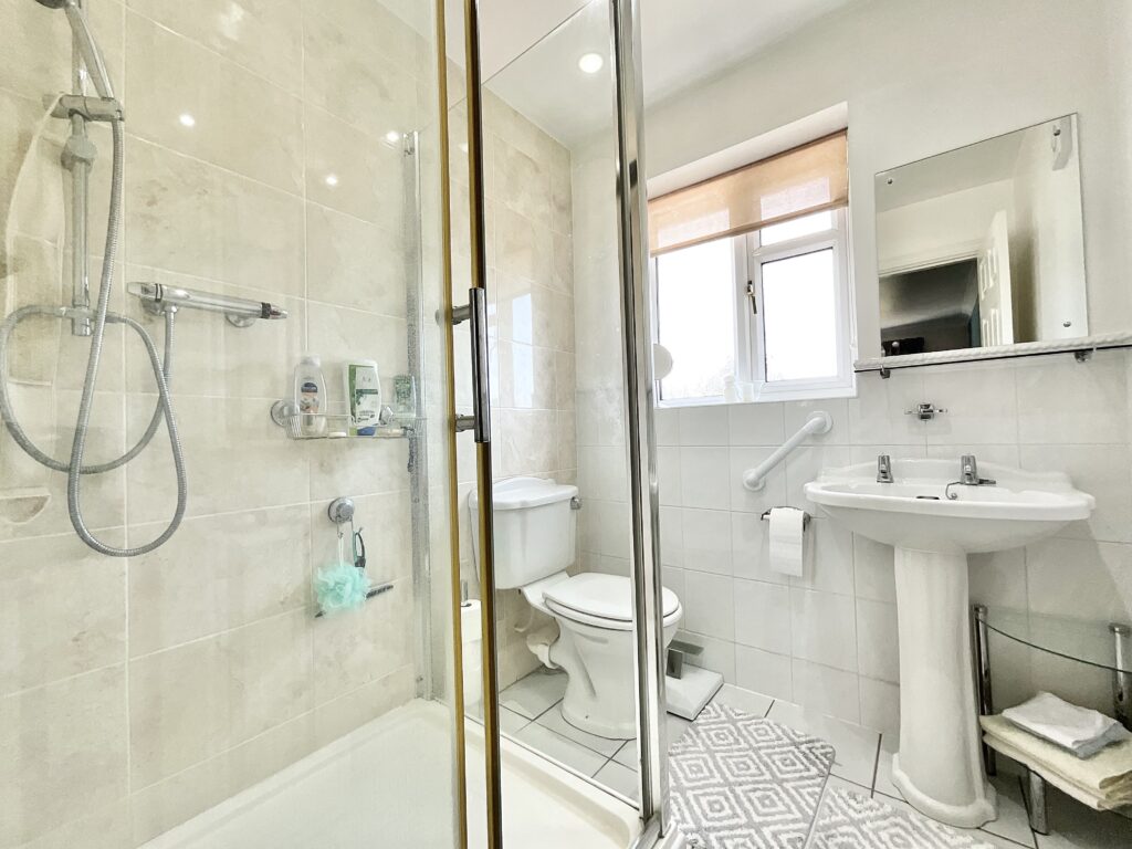 Cheadle Road, Blythe Bridge, ST11