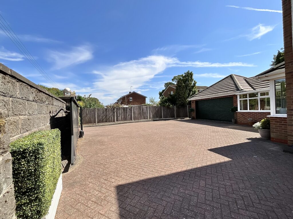 Cheadle Road, Blythe Bridge, ST11