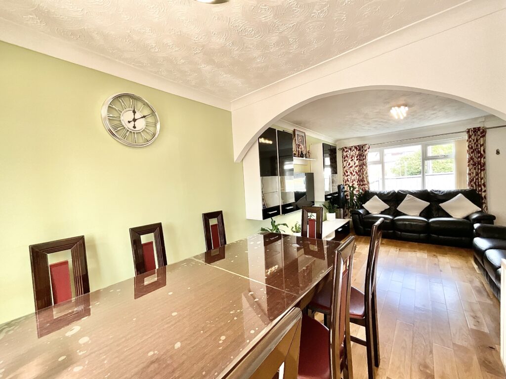 Kempton Grove, Cheadle, ST10