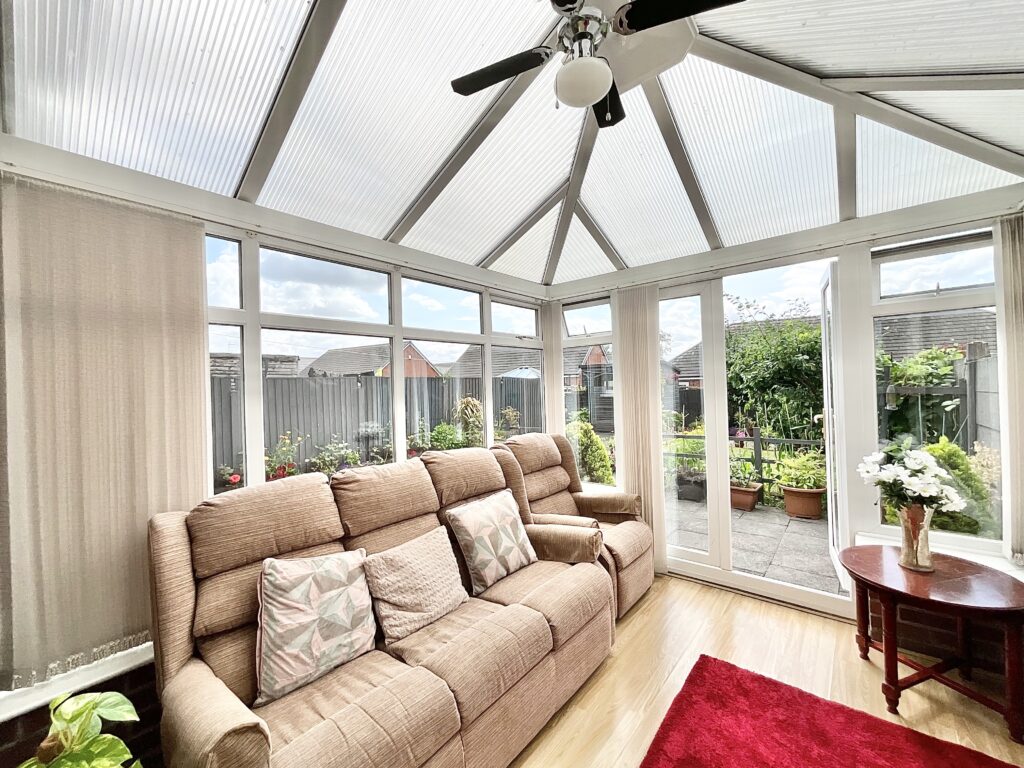 Kempton Grove, Cheadle, ST10