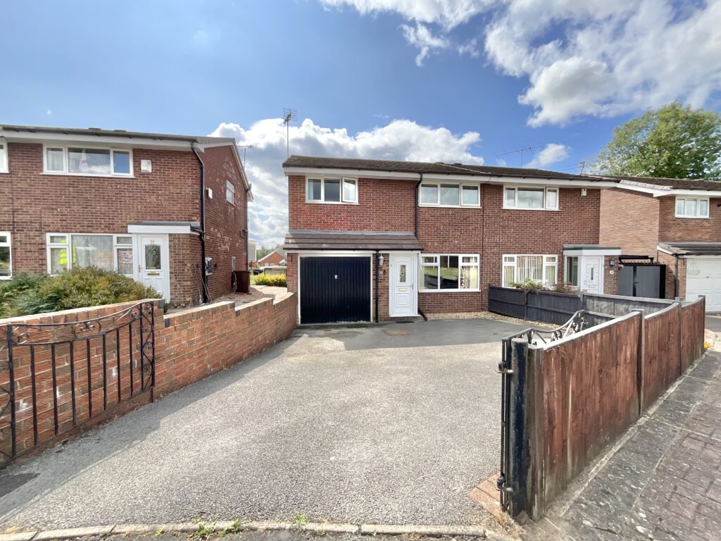 Kempton Grove, Cheadle, ST10