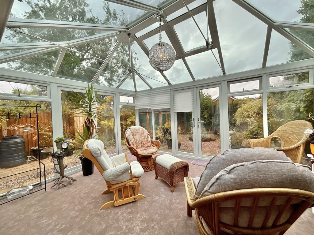 Kempton Grove, Cheadle, ST10