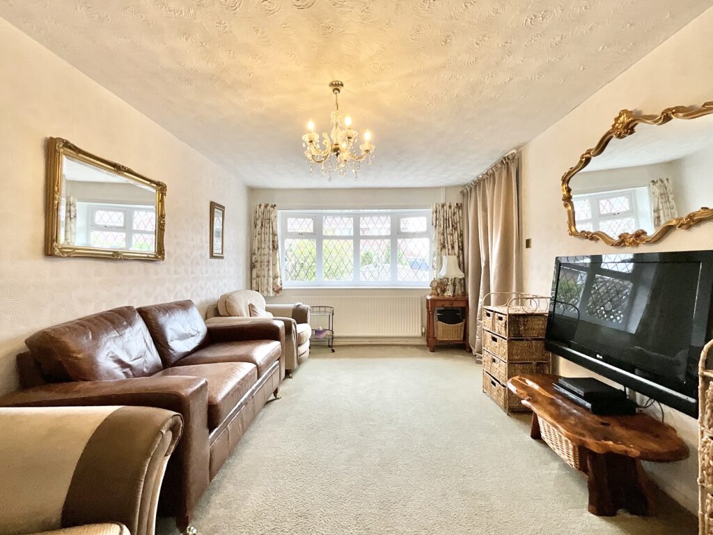 Kempton Grove, Cheadle, ST10