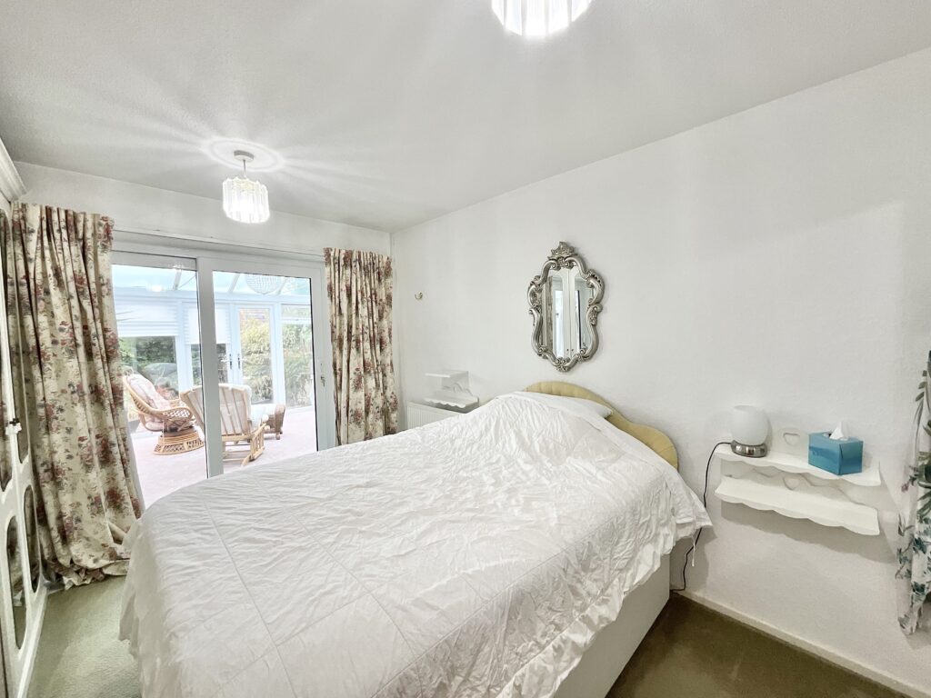 Kempton Grove, Cheadle, ST10