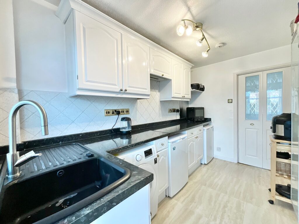 Kempton Grove, Cheadle, ST10