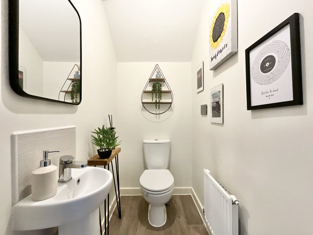 Augustus Way, Cheadle, ST10