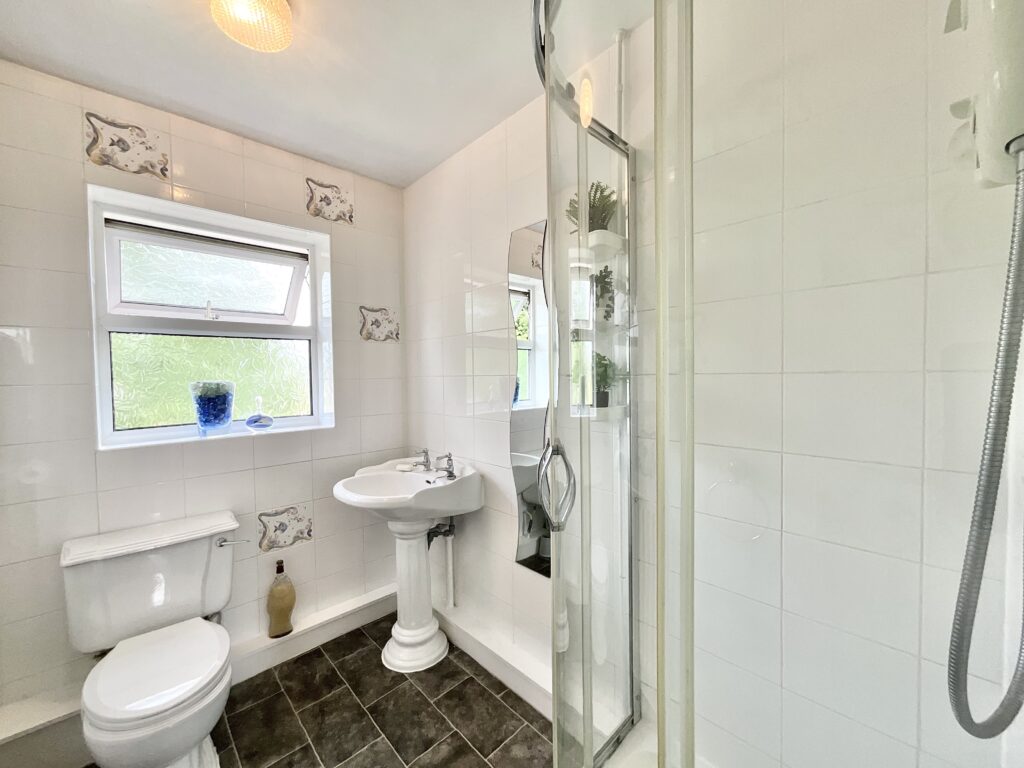 Wedgwood Road, Cheadle, ST10