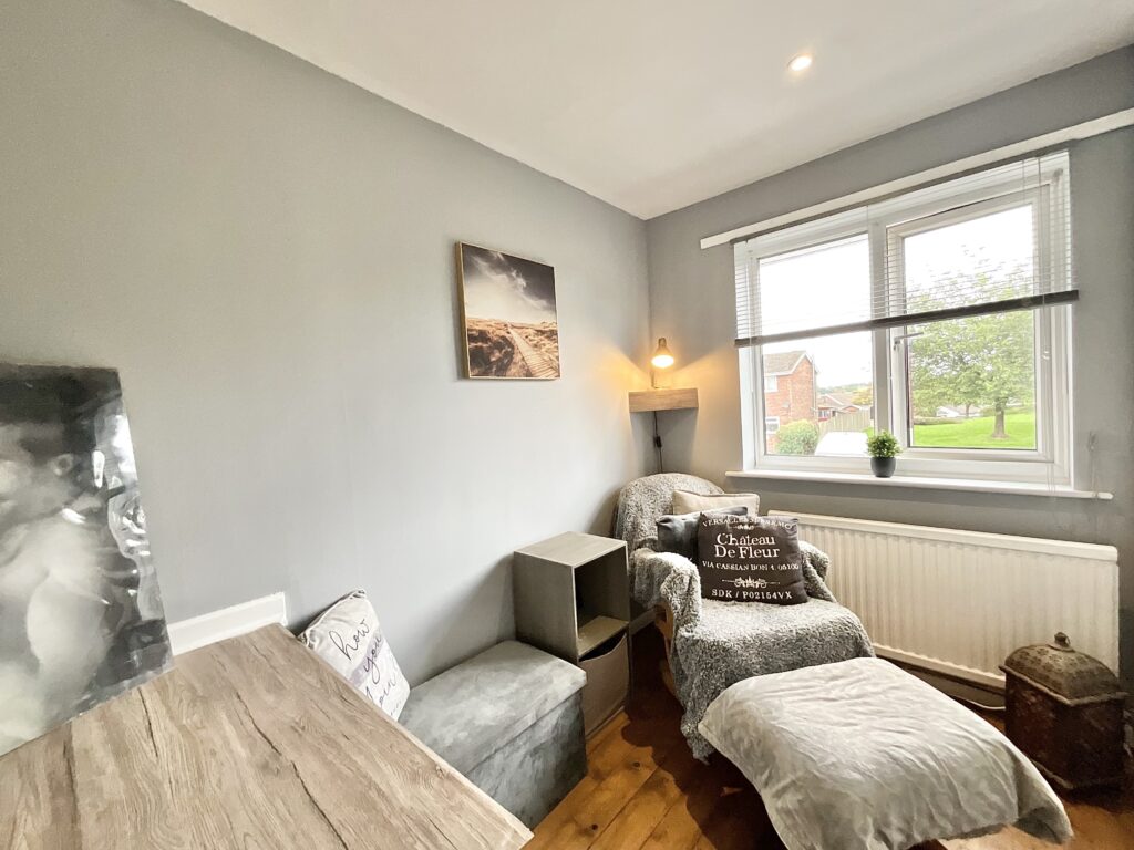 Barnfield Road, Tean, ST10