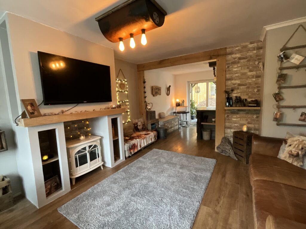 Barnfield Road, Tean, ST10