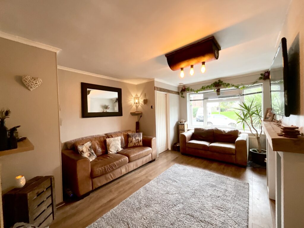 Barnfield Road, Tean, ST10