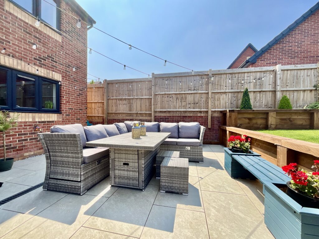 Trentham, Stoke-On-Trent, ST4