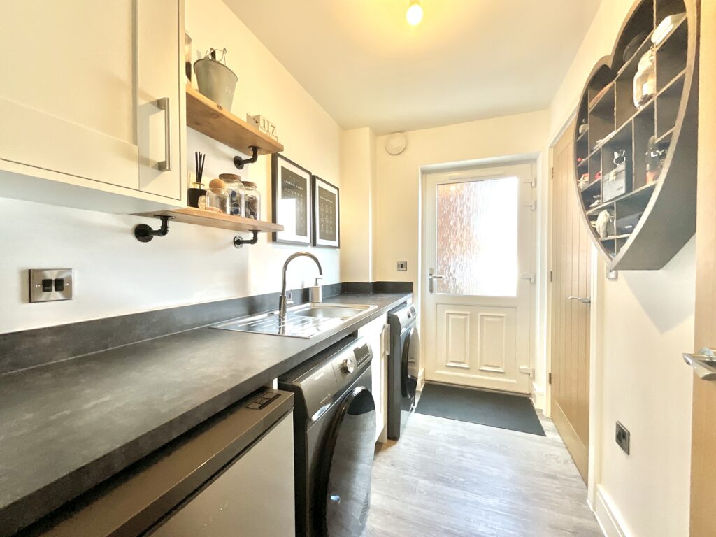 Trentham, Stoke-On-Trent, ST4