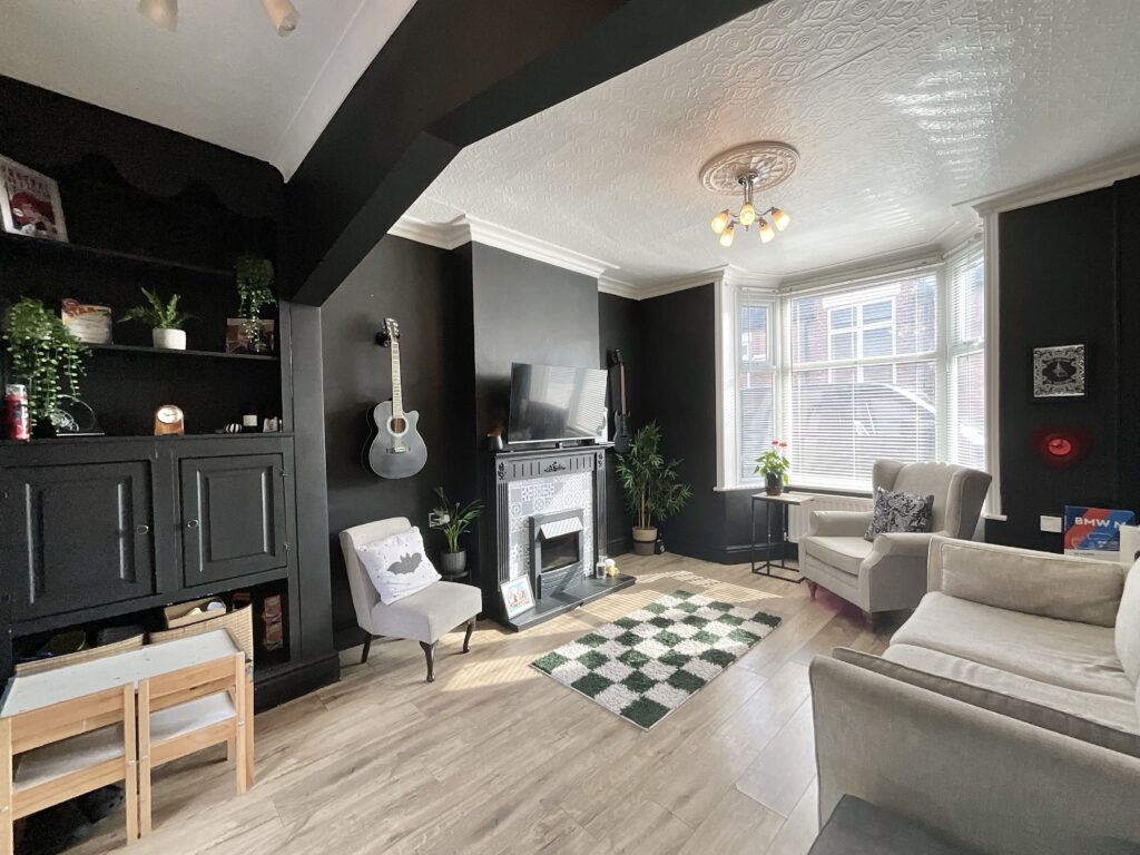 Coronation Street, Cheadle, ST10