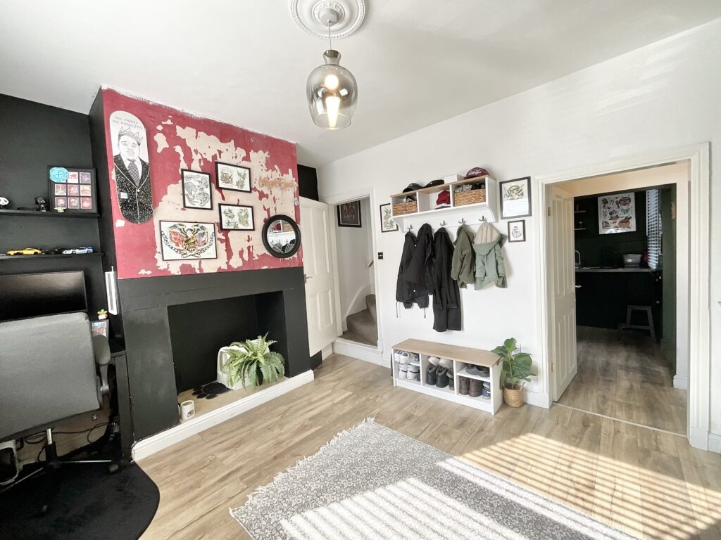 Coronation Street, Cheadle, ST10