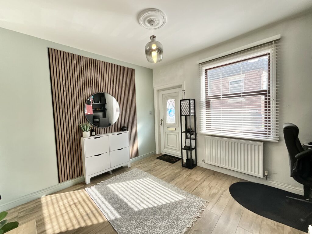 Coronation Street, Cheadle, ST10