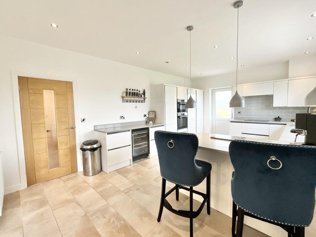 Moss Close, Dilhorne, ST10