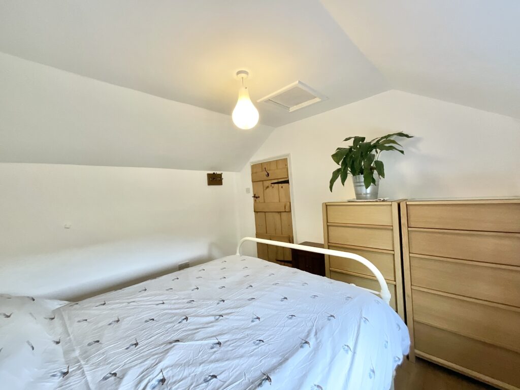 Foxt Road, Foxt, ST10