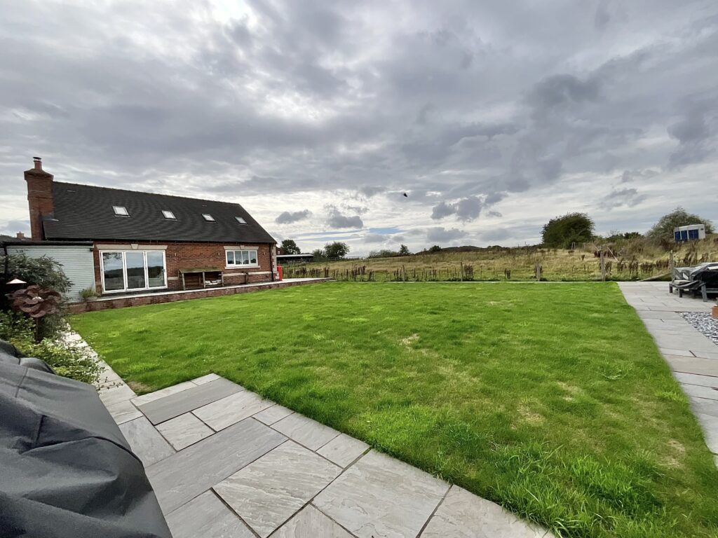 Moss Close, Dilhorne, ST10