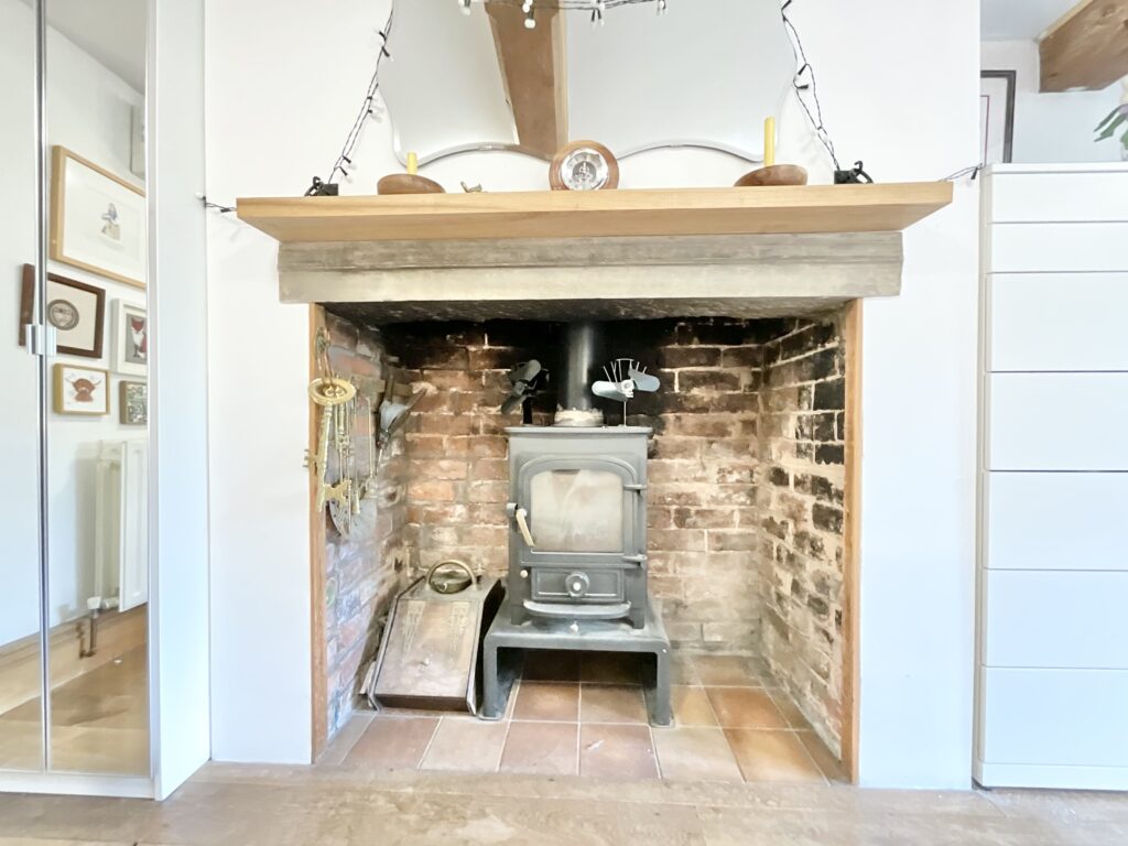 Foxt Road, Foxt, ST10