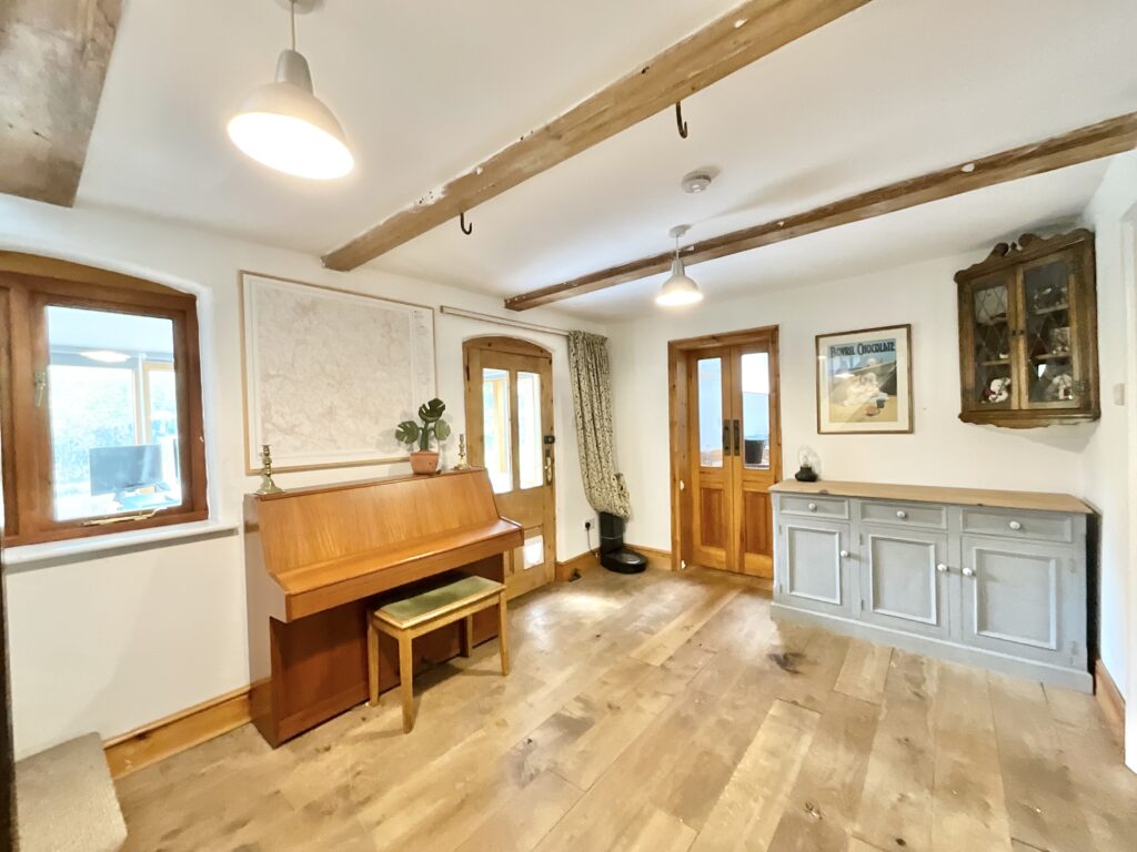 Foxt Road, Foxt, ST10